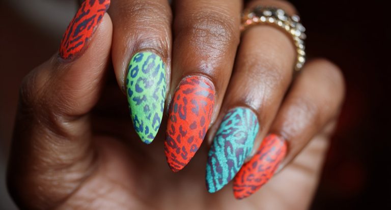 12 Short Stiletto Nails: Chic Designs for a Bold Summer Look